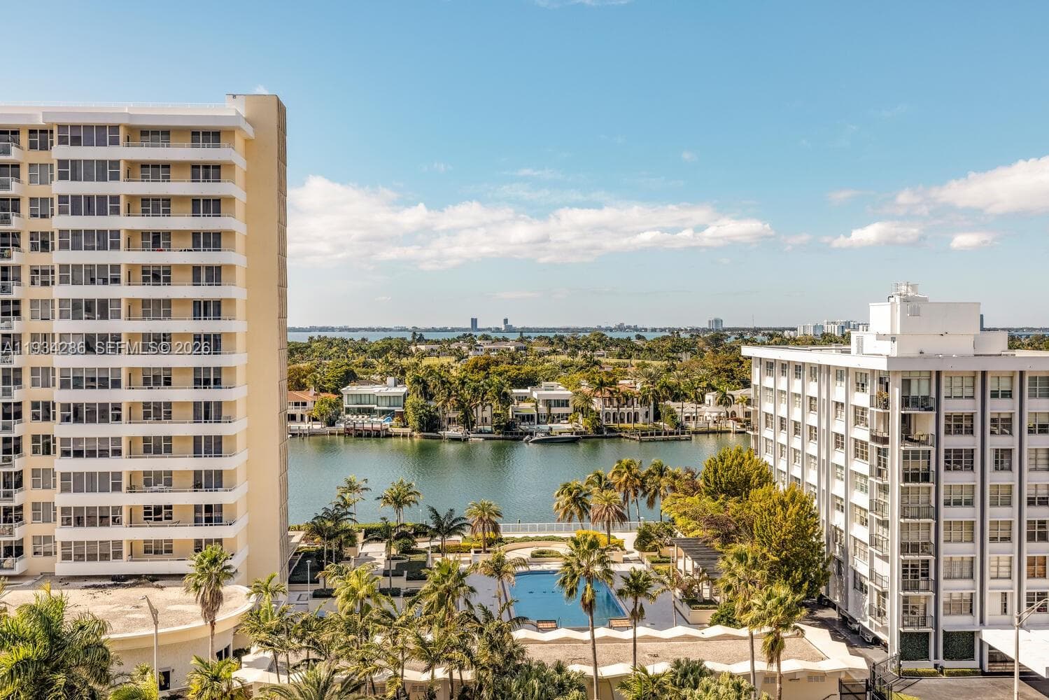 5601 Collins Ave 1019 photo 11