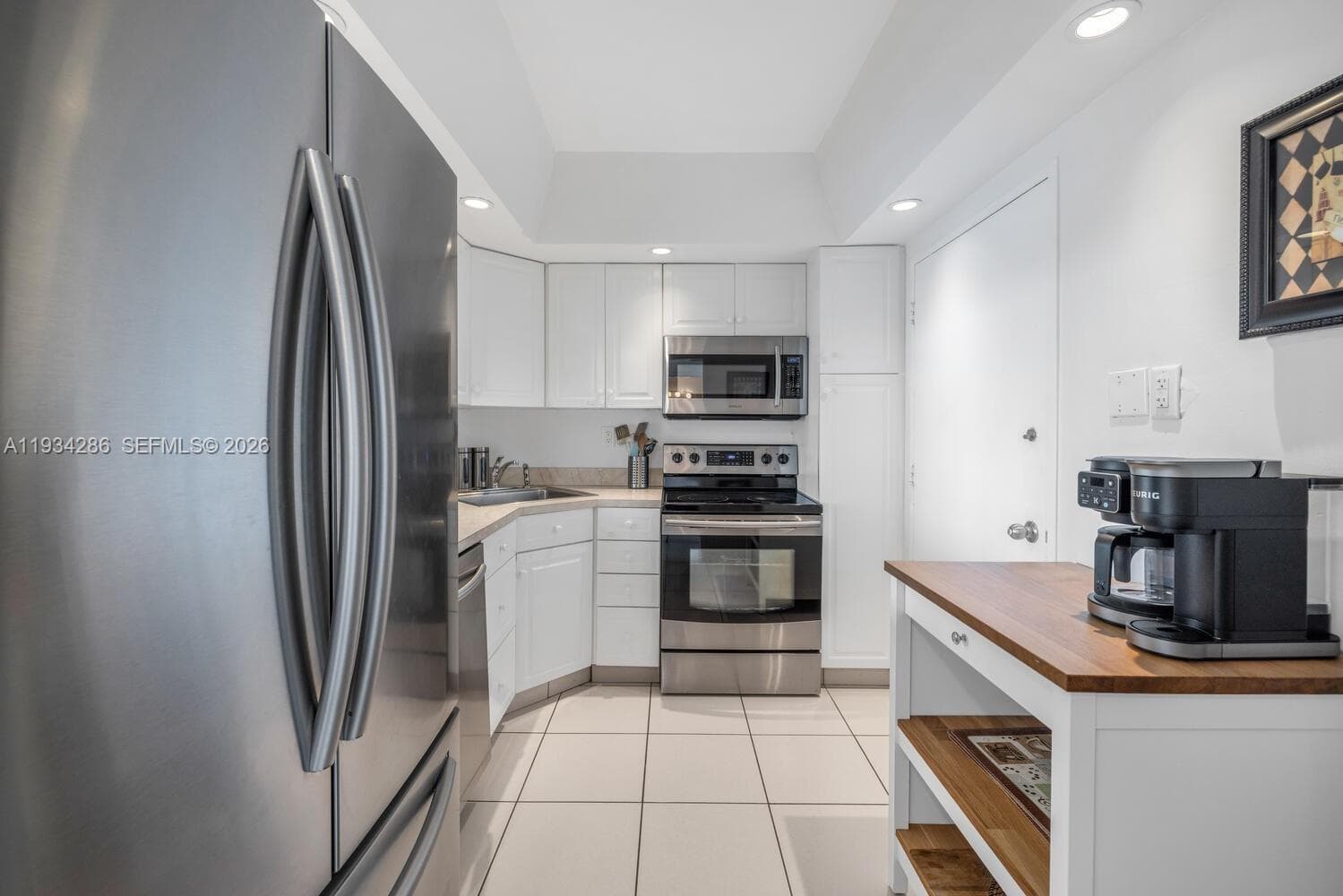 5601 Collins Ave 1019 photo 21