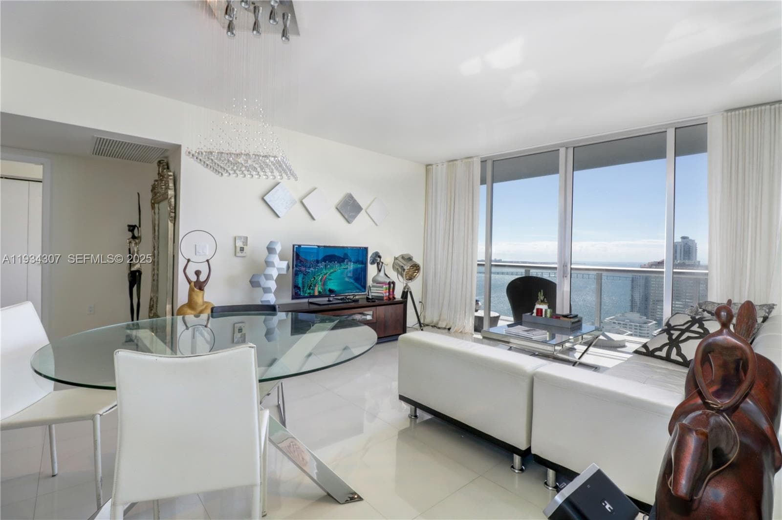 495 Brickell Ave 4011 photo 6