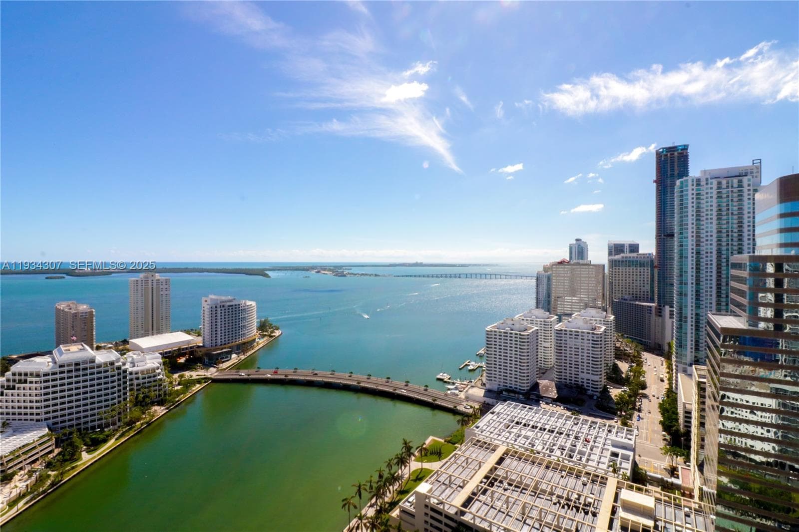 495 Brickell Ave 4011 photo 1