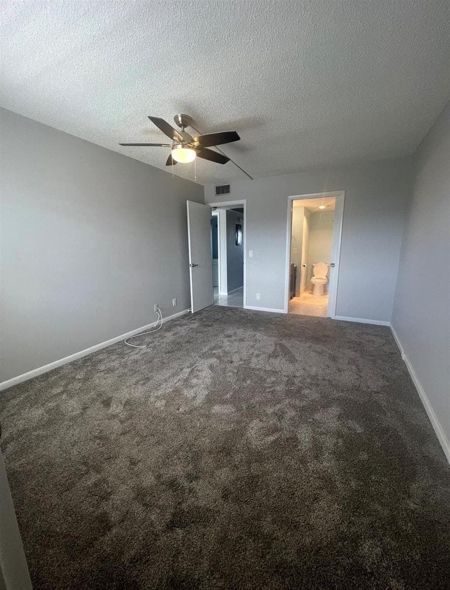 3050 Wolverton C 3050 photo 22