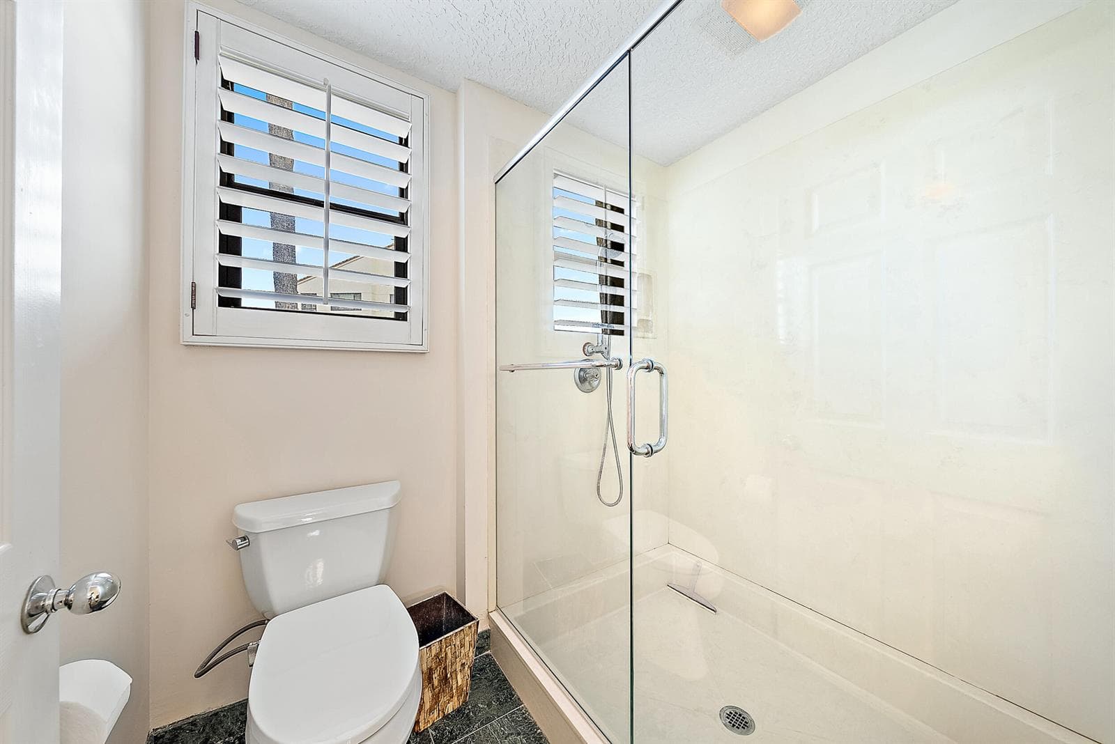 926 Oak Harbour Drive photo 15