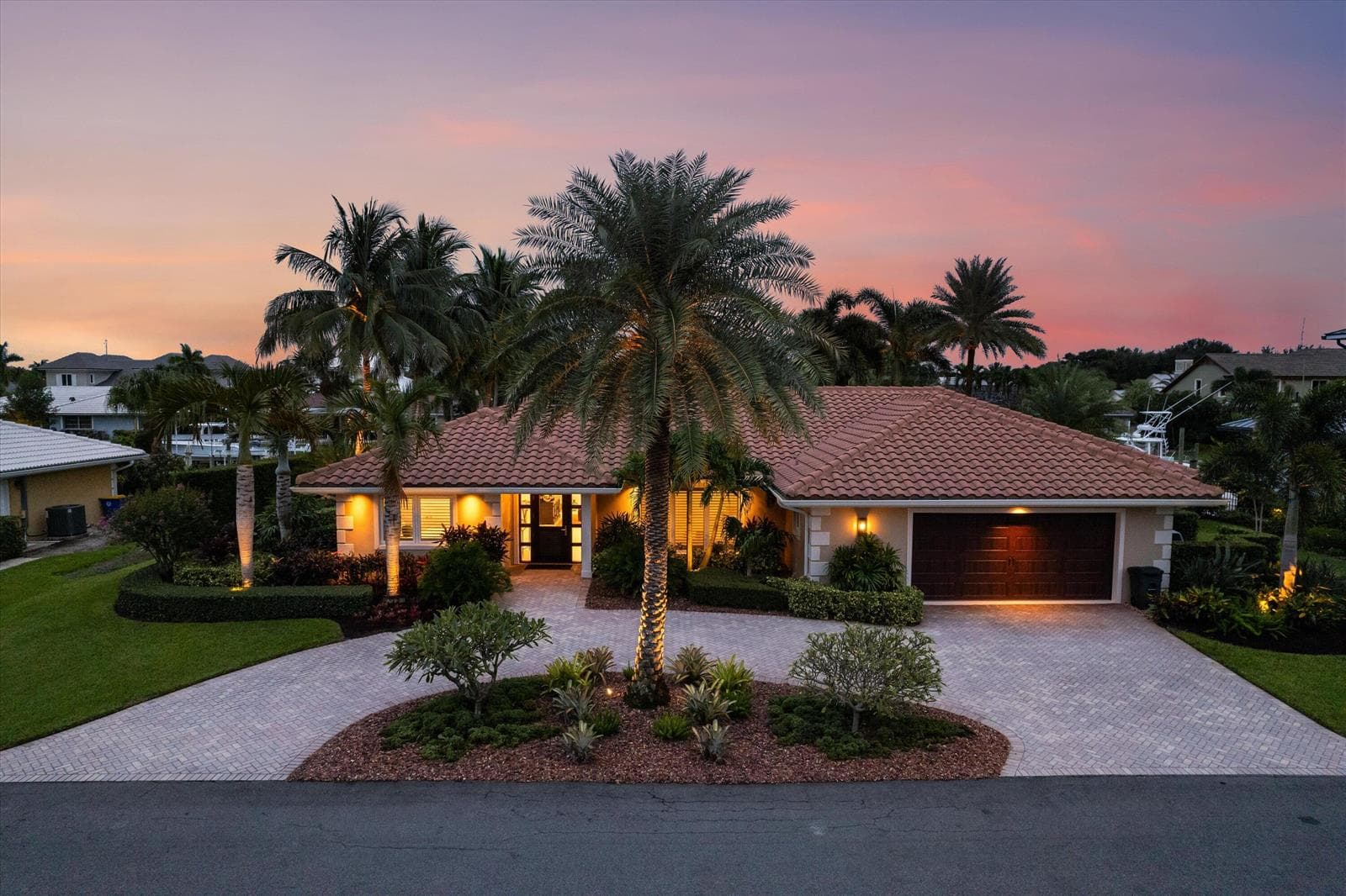 8884 SE Pelican Island Way photo 3