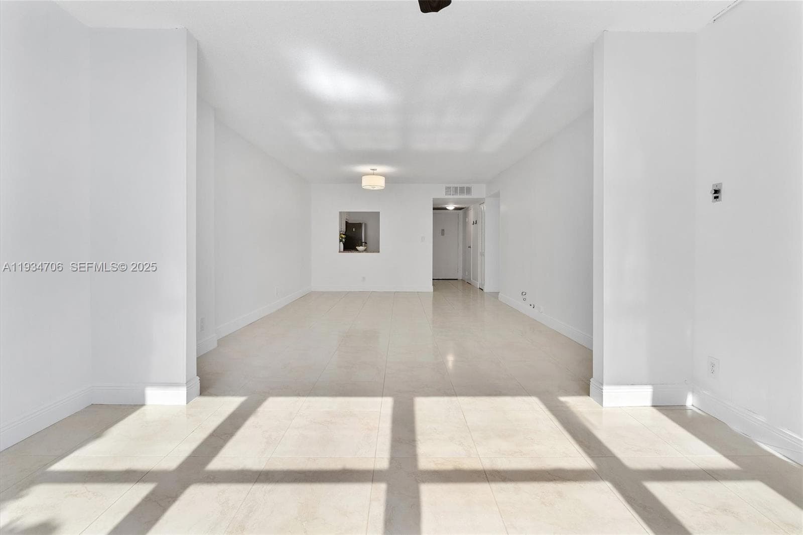 1000 Parkview Dr 316 photo 6