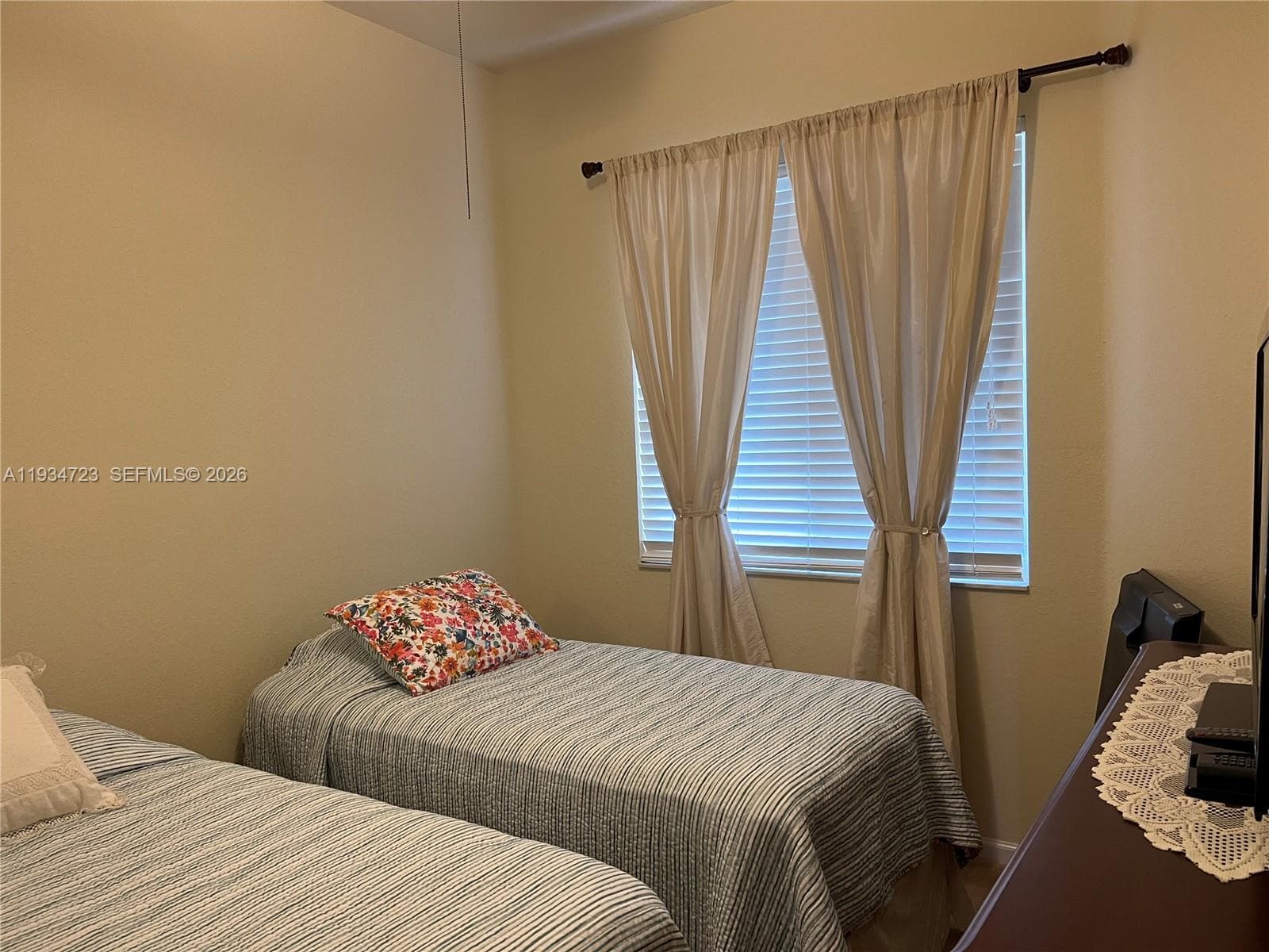 3500 Oaks Clubhouse Dr 308 photo 14