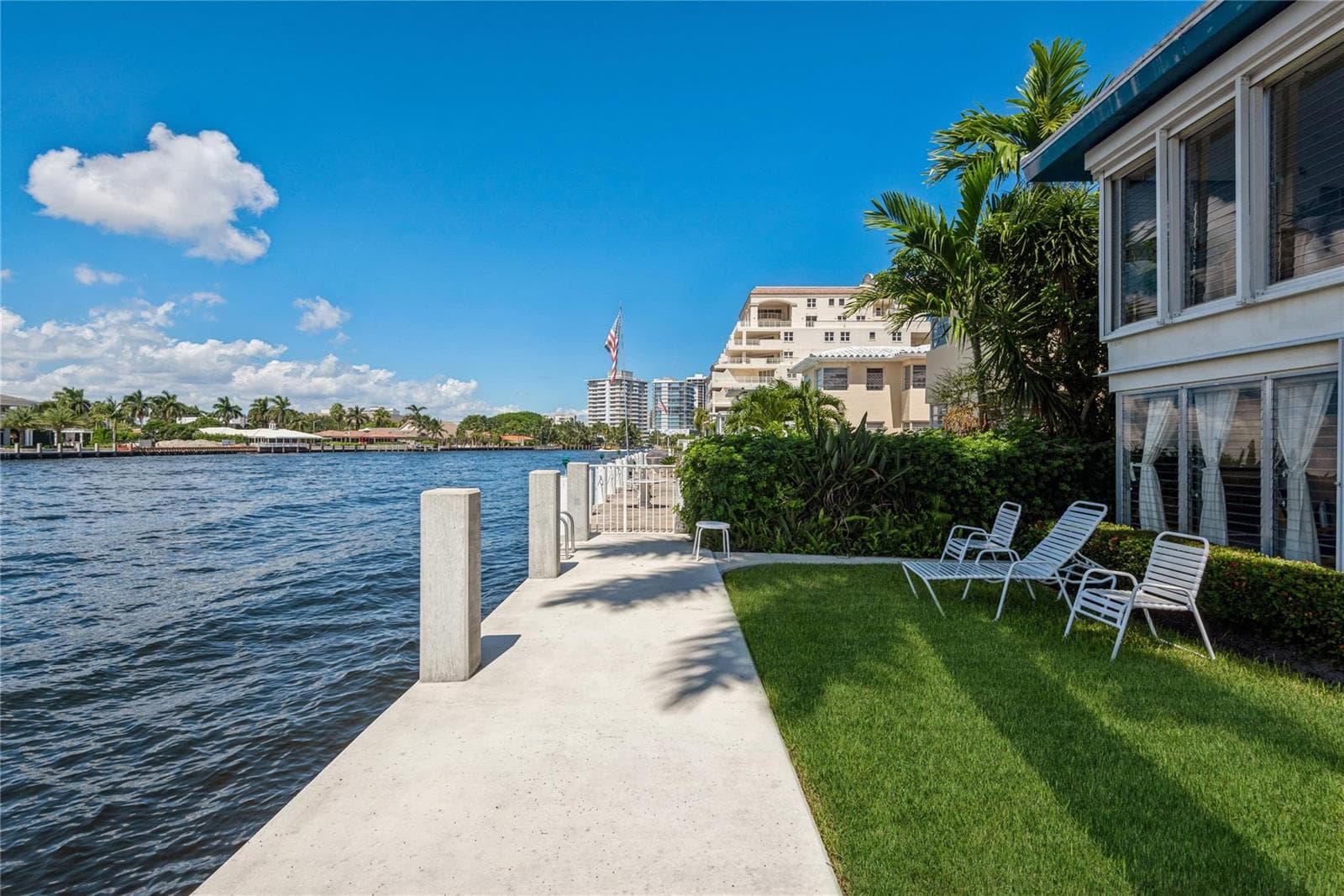 561 Bayshore Drive 6 photo 1