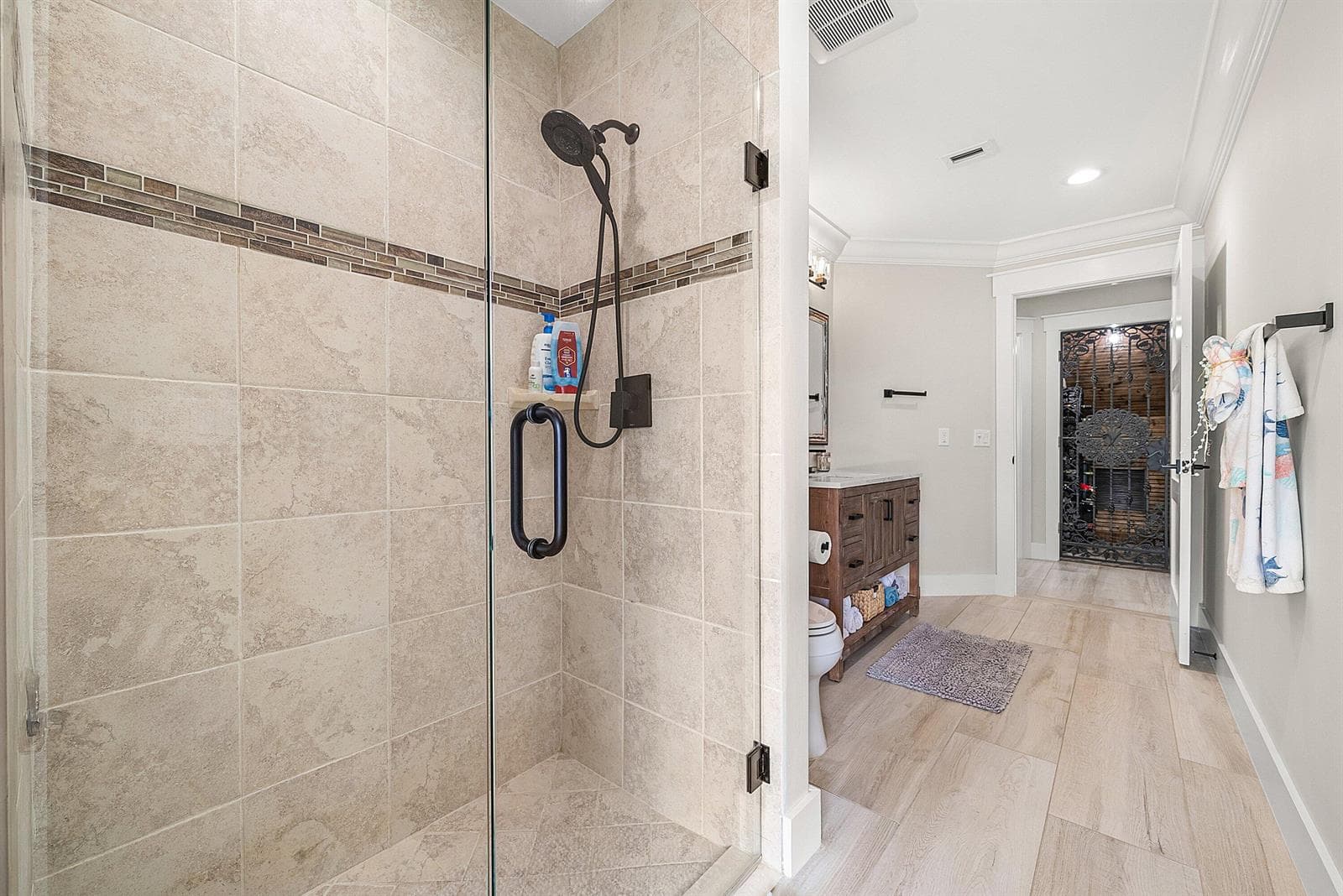 906 Dolphin Drive photo 22