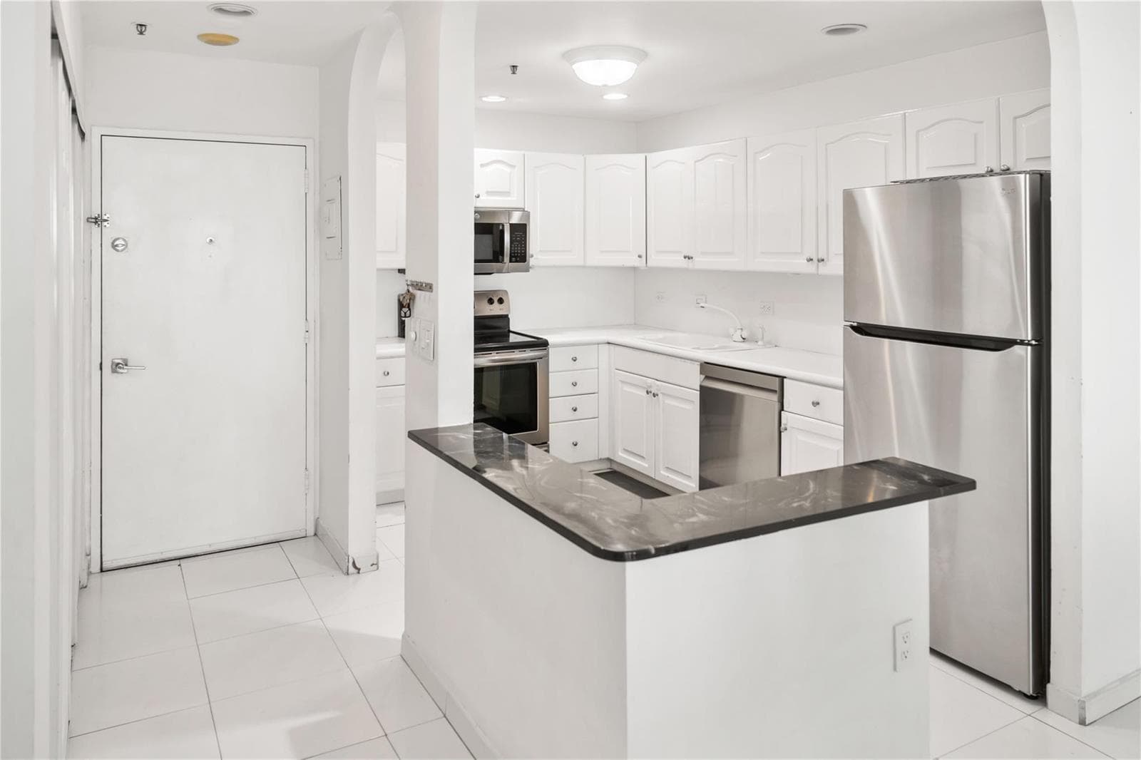 20505 E Country Club Drive Ph33 photo 13