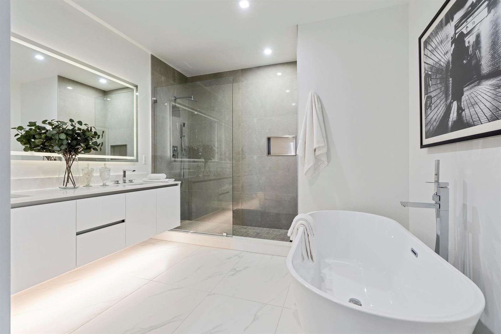 220 Lake Shore Drive 1210 photo 13
