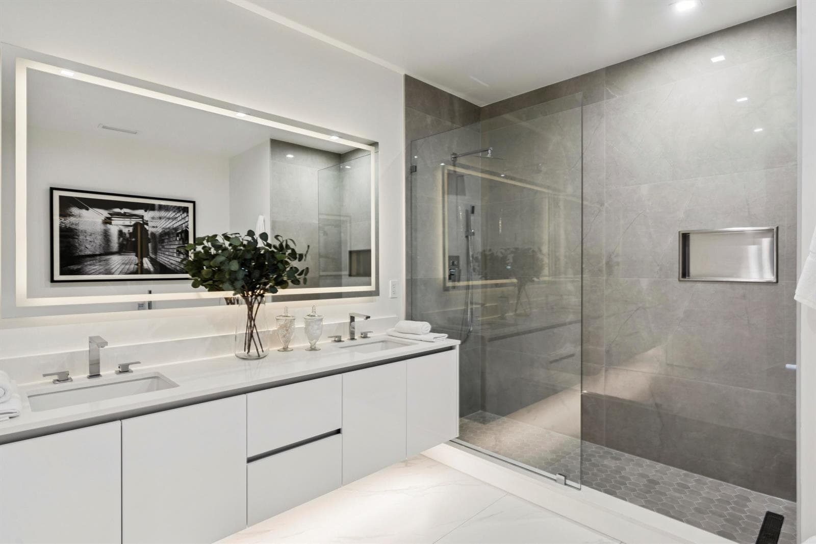 220 Lake Shore Drive 1210 photo 15