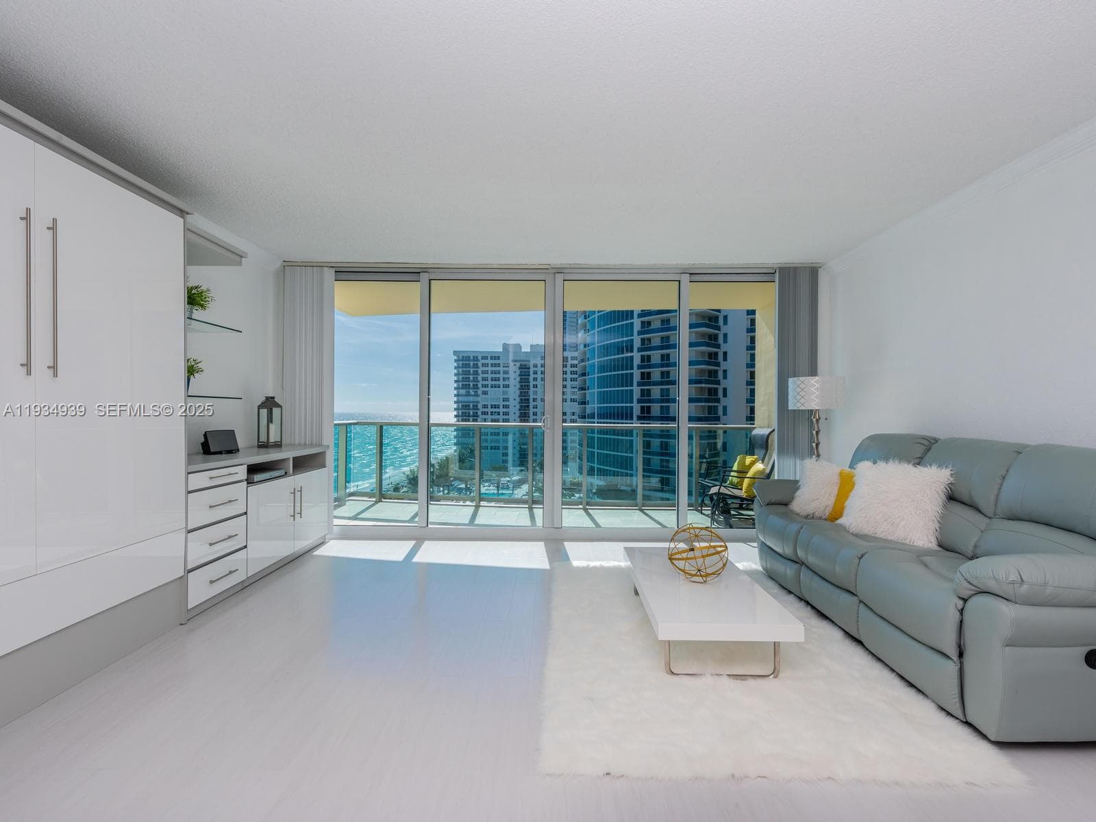 2501 S Ocean Dr 1012(available August 31) photo 10