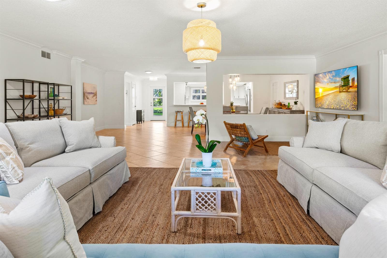 602 N Atlantic Drive photo 3