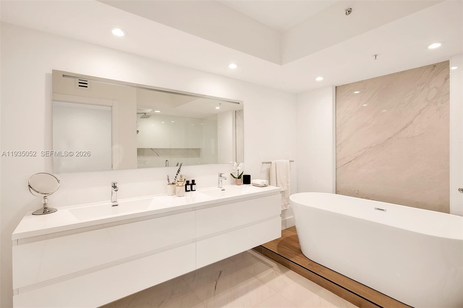 1500 Ocean Dr 1201 photo 12