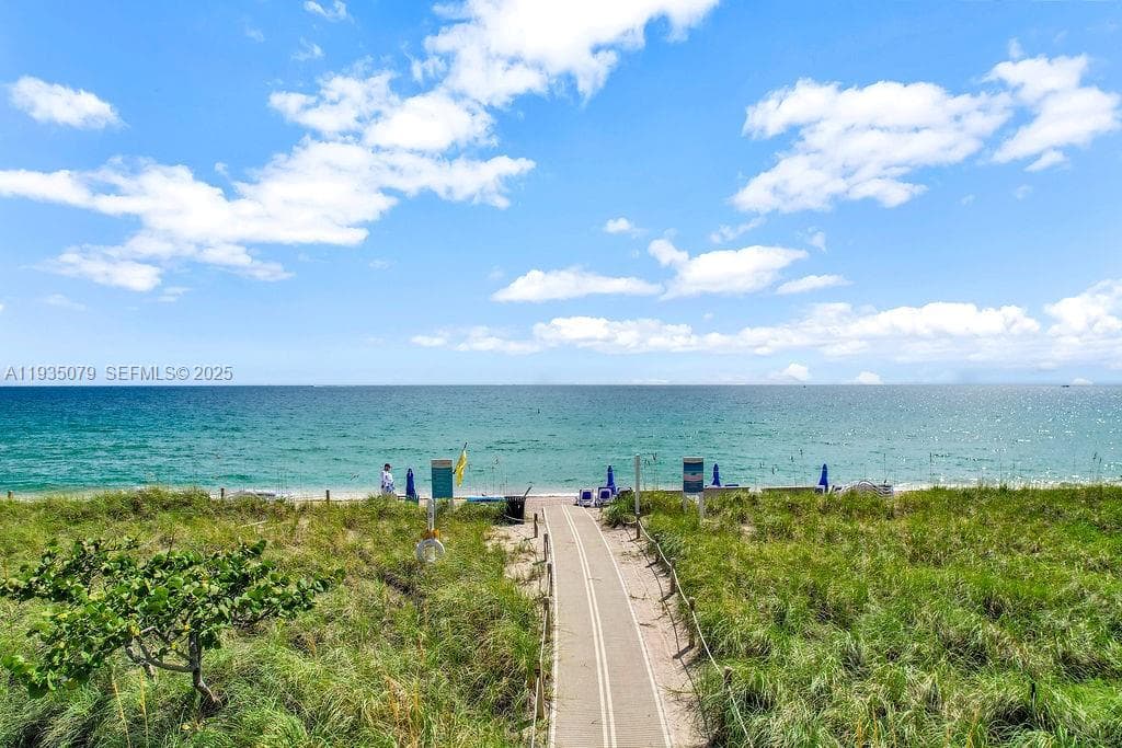 10155 Collins Ave 1106 photo 1