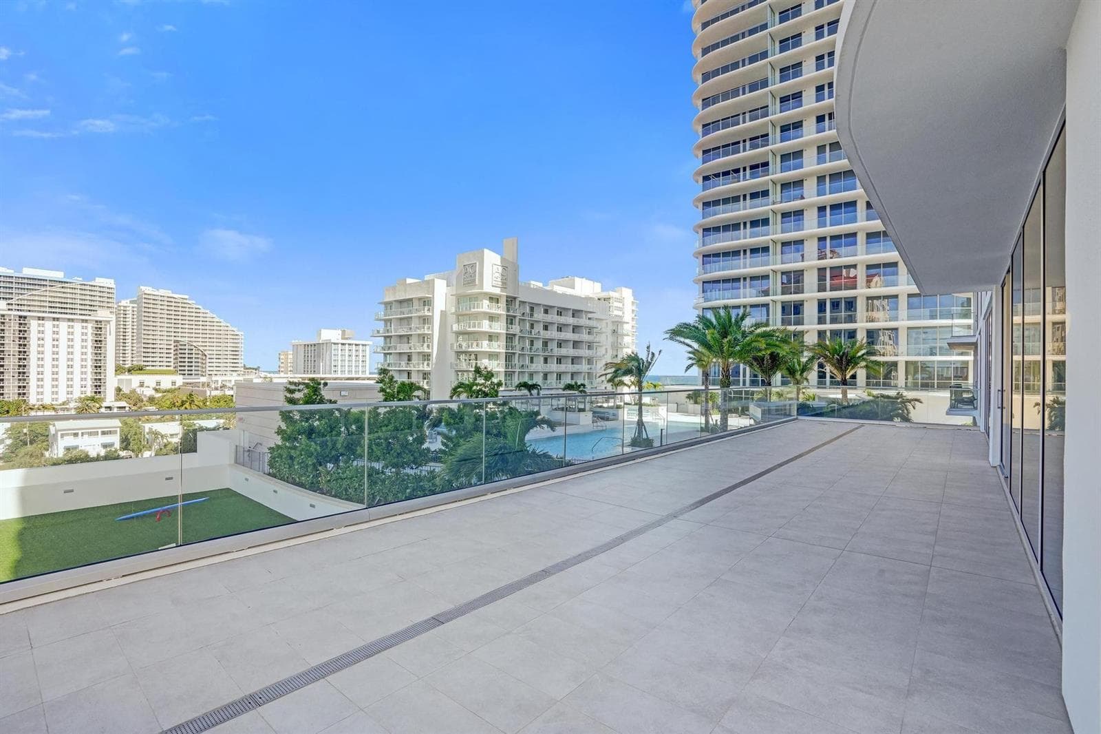 153 N Seabreeze Boulevard 504-s photo 17