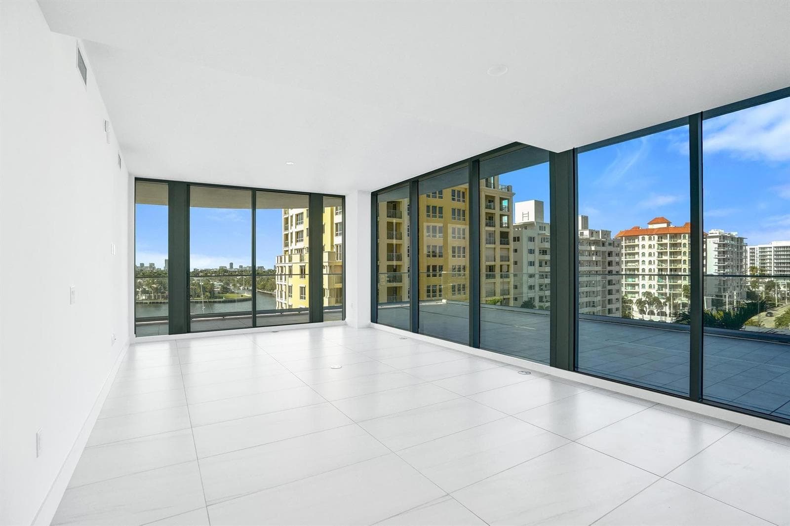153 N Seabreeze Boulevard 504-s photo 11