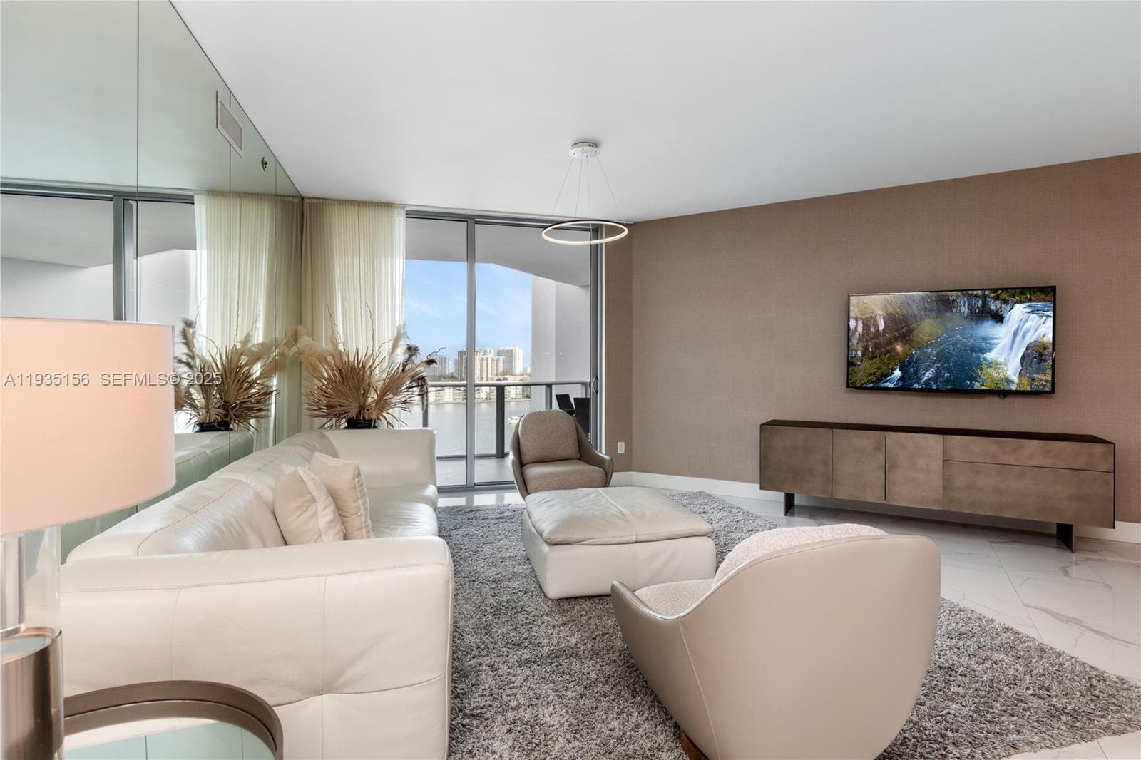 17301 Biscayne Blvd 908 photo 7