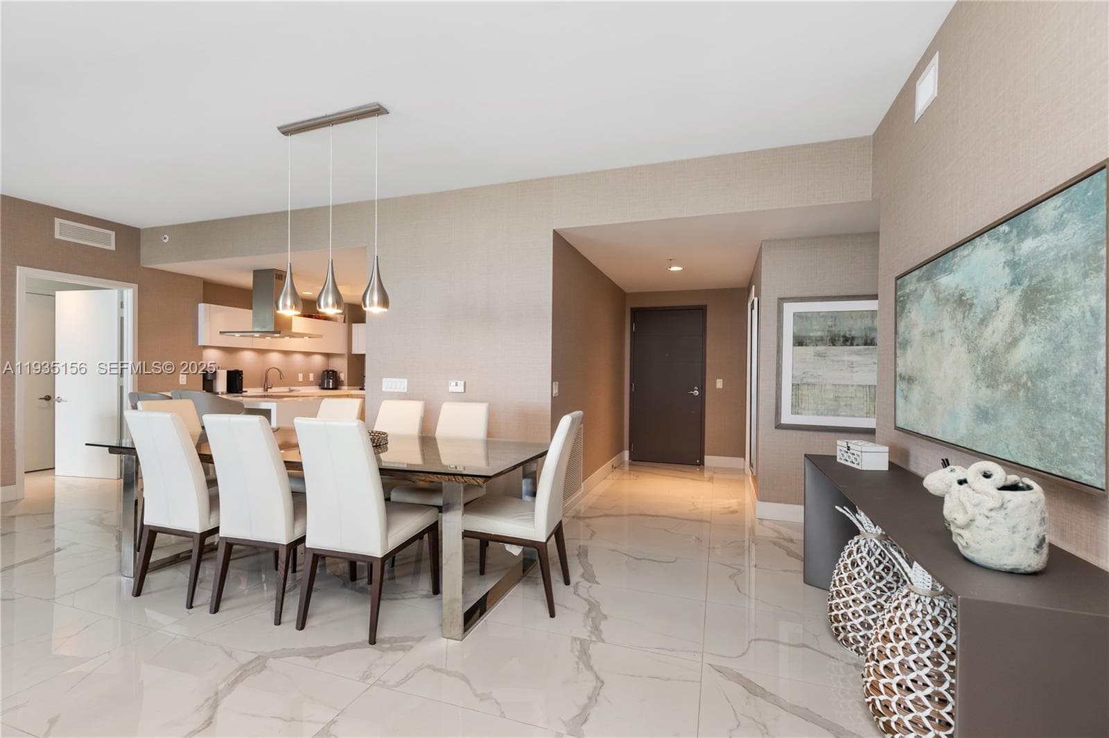 17301 Biscayne Blvd 908 photo 5