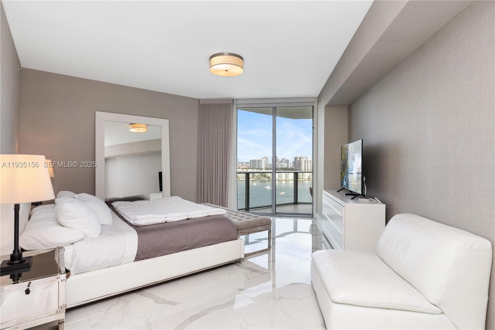 17301 Biscayne Blvd 908 photo 18