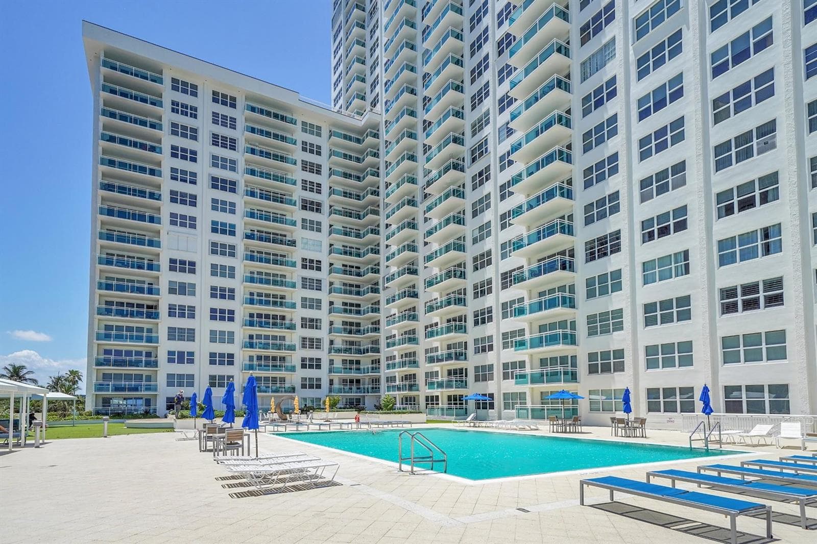3900 Galt Ocean Drive 2814 photo 4