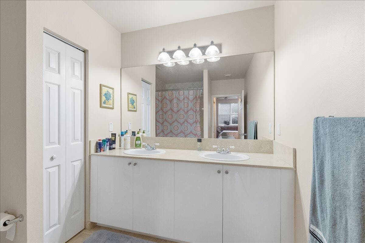 700 E Boynton Beach Boulevard 101 photo 17