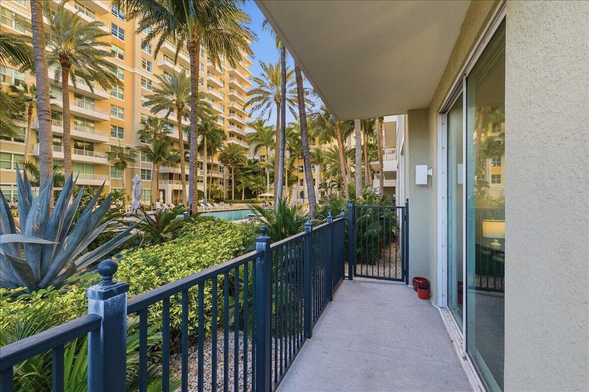 700 E Boynton Beach Boulevard 101 photo 22