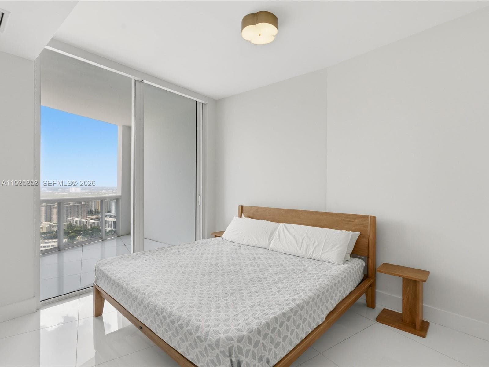18201 Collins Ave 5508 photo 21