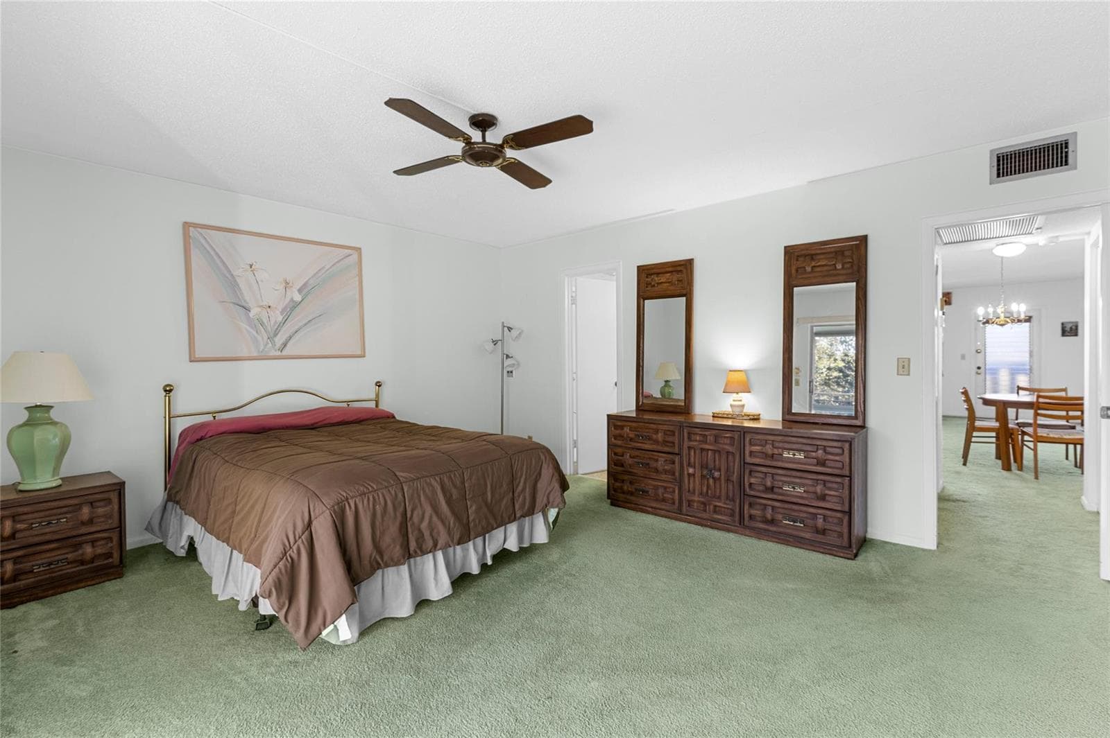 3028 Newport H photo 17