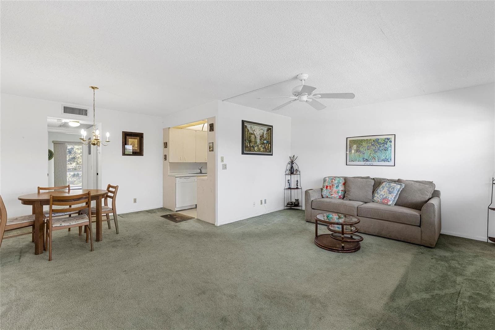 3028 Newport H photo 1