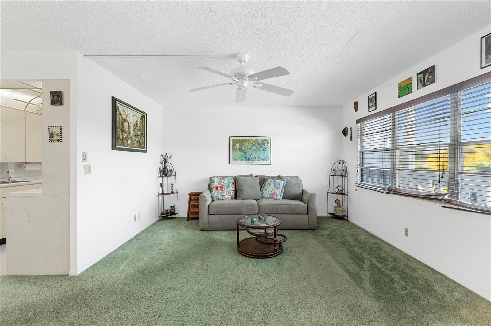 3028 Newport H photo 5