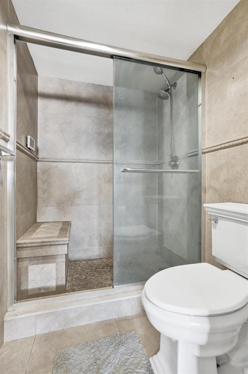 132 Lakeshore Drive 317 photo 22