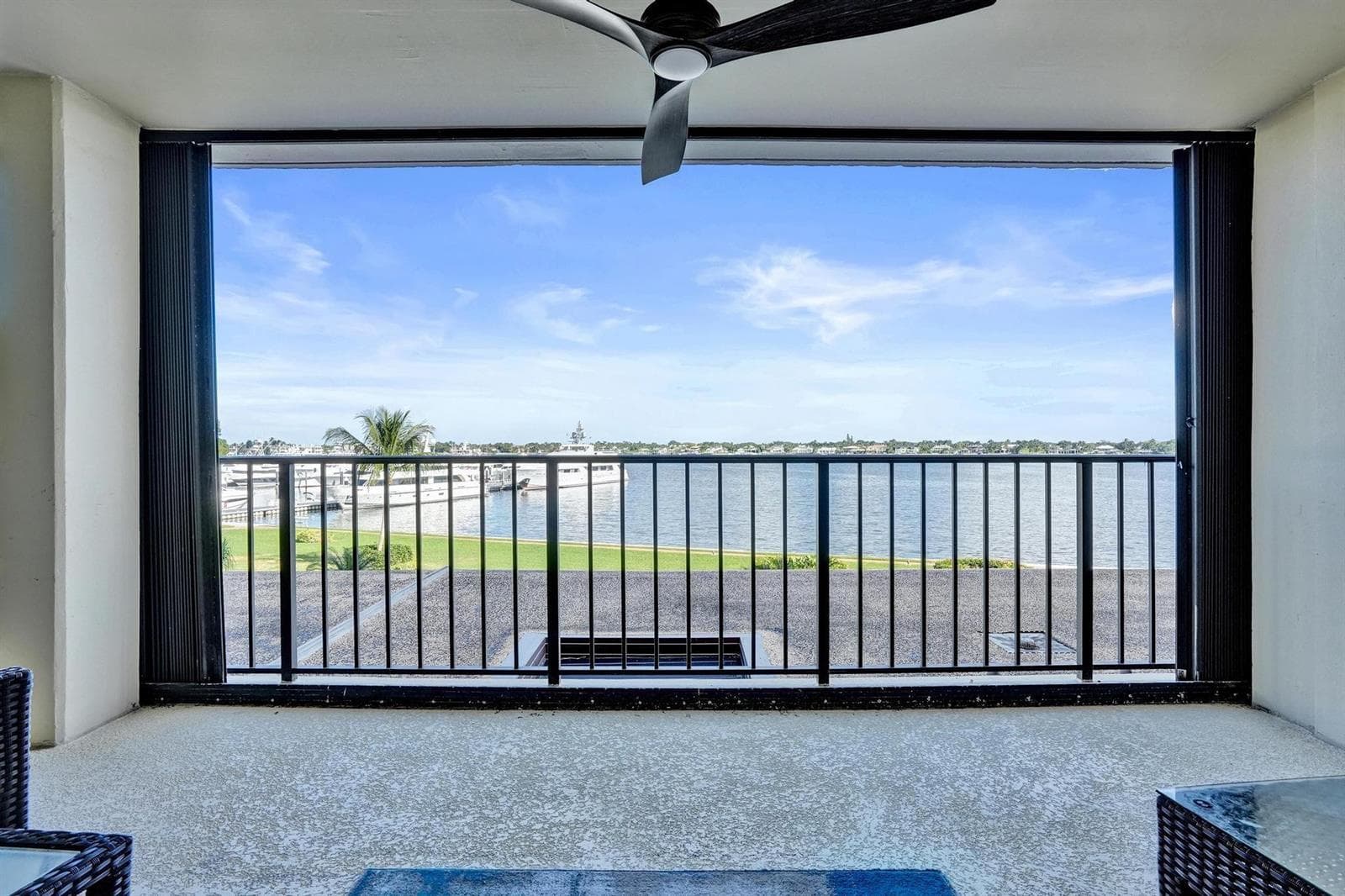 132 Lakeshore Drive 317 photo 8