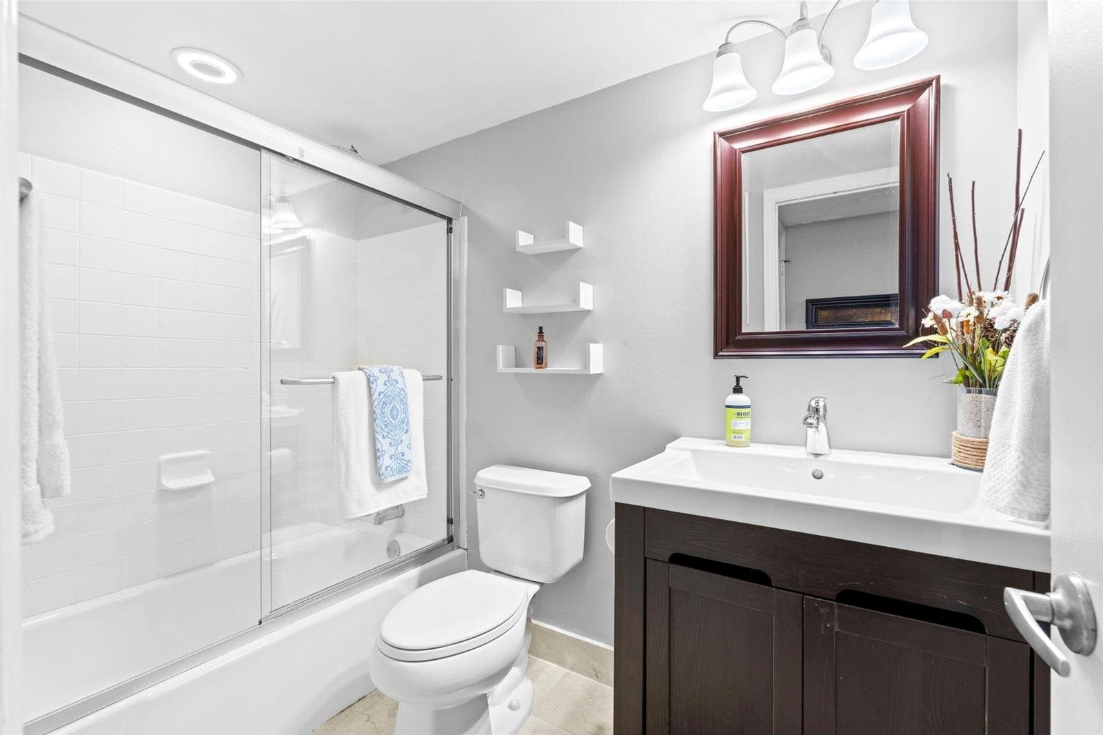 305 N Pompano Beach Boulevard 510 photo 22