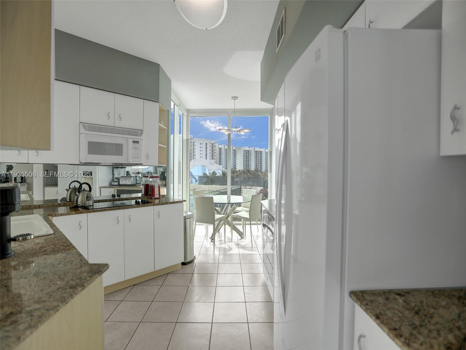 3370 Hidden Bay Dr 508 photo 7