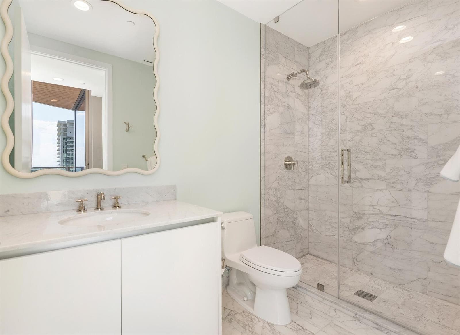 1333 S Flagler Drive 1502 photo 22