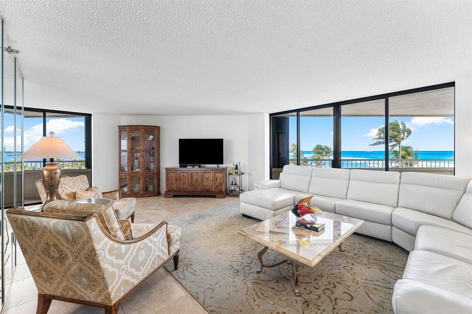 5070 N Ocean Drive 3b photo 3