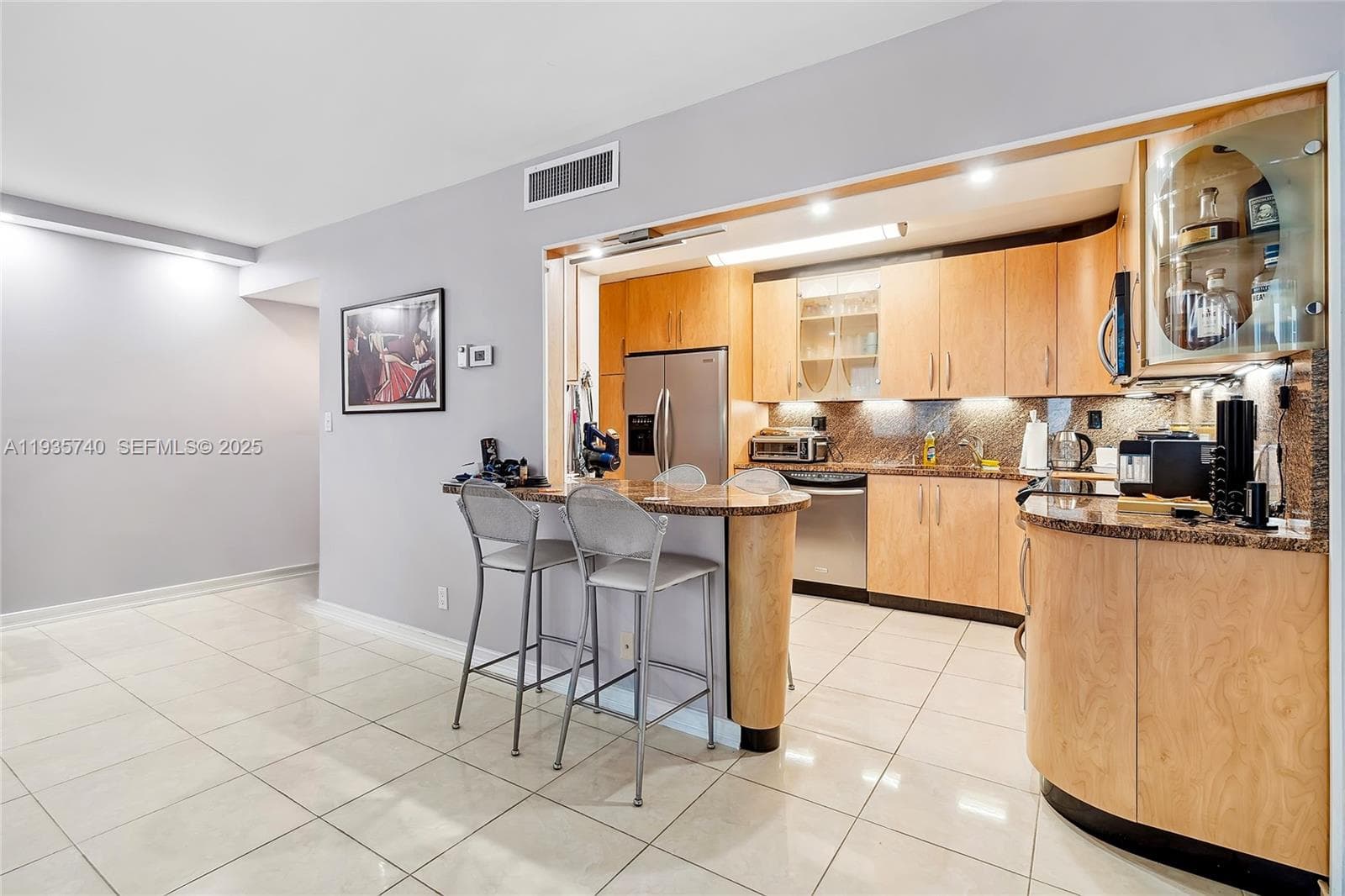 1400 S Ocean Dr 802 photo 6