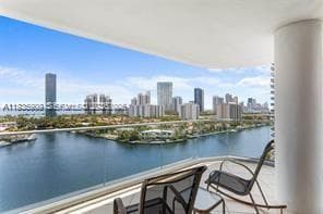 19707 Turnberry Way 17-E photo 9