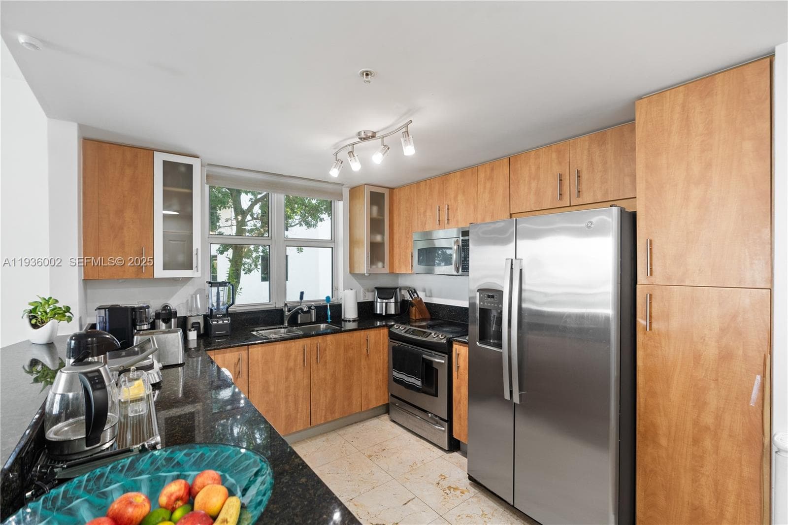 7918 Harbor Island Dr 212 photo 24