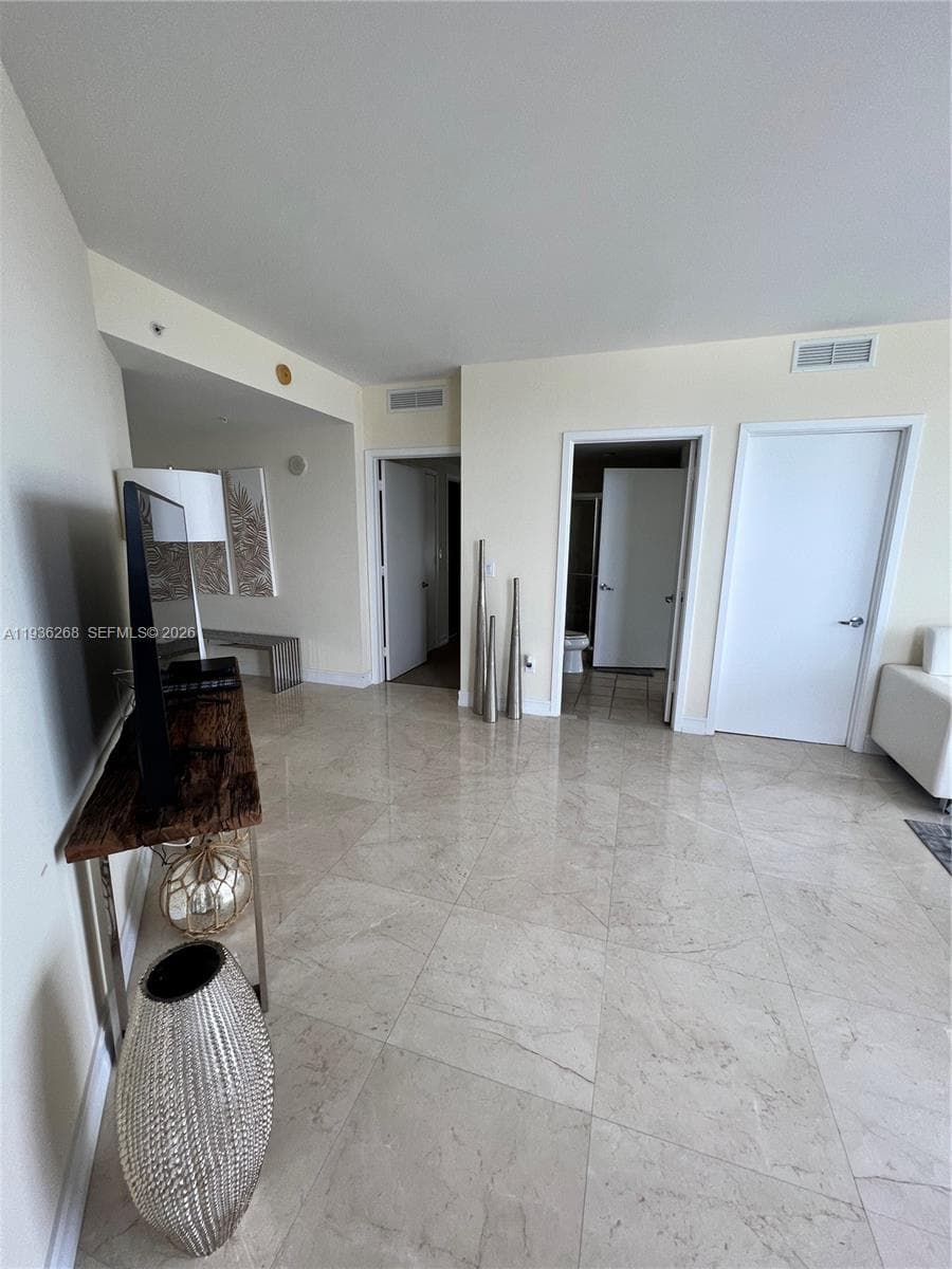 18201 Collins Ave 1801A photo 6
