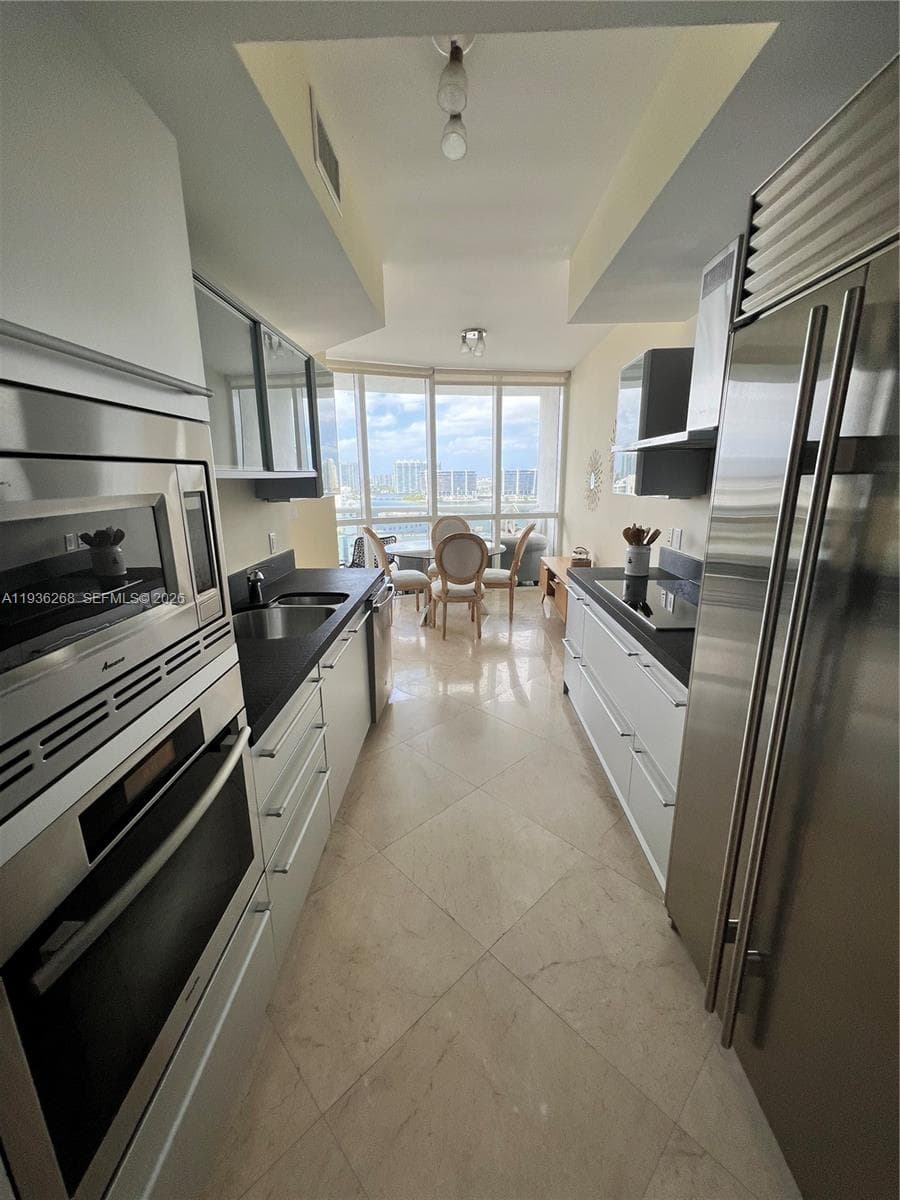 18201 Collins Ave 1801A photo 15