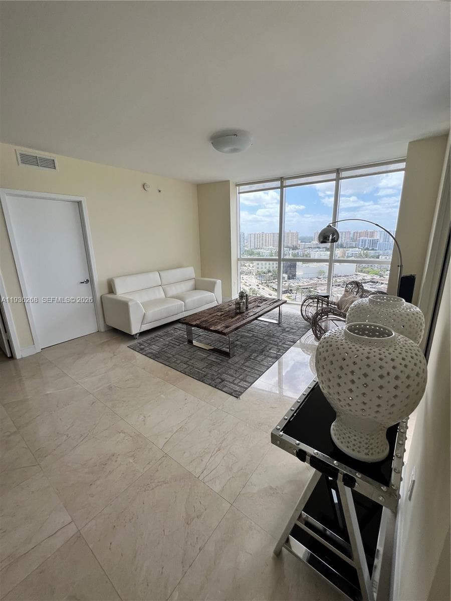 18201 Collins Ave 1801A photo 4