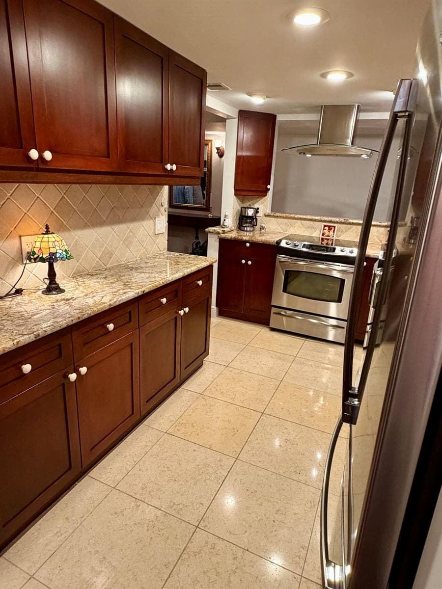 1206 S Lake Drive 301 photo 19