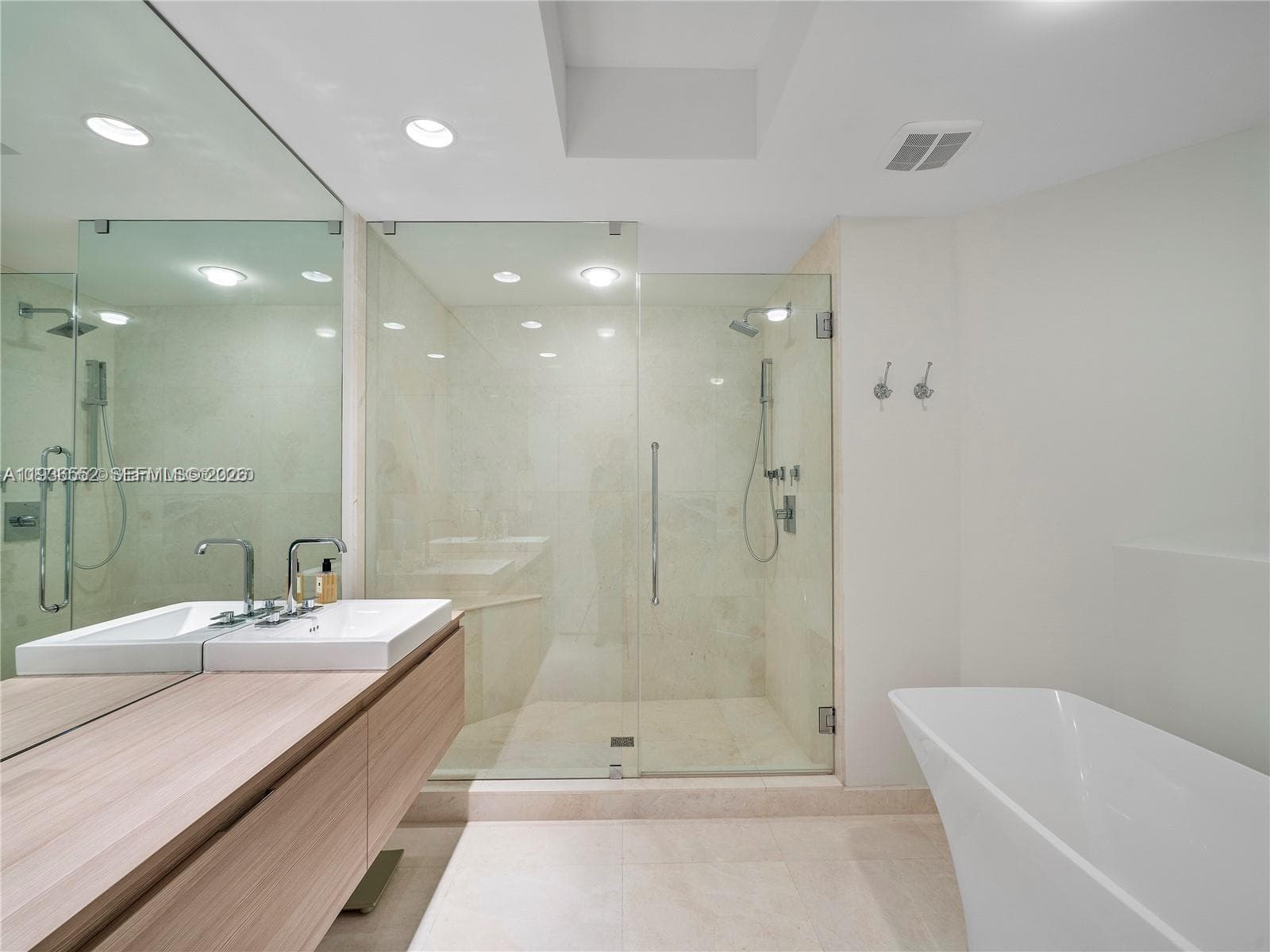 17301 Biscayne Blvd 1105 photo 15