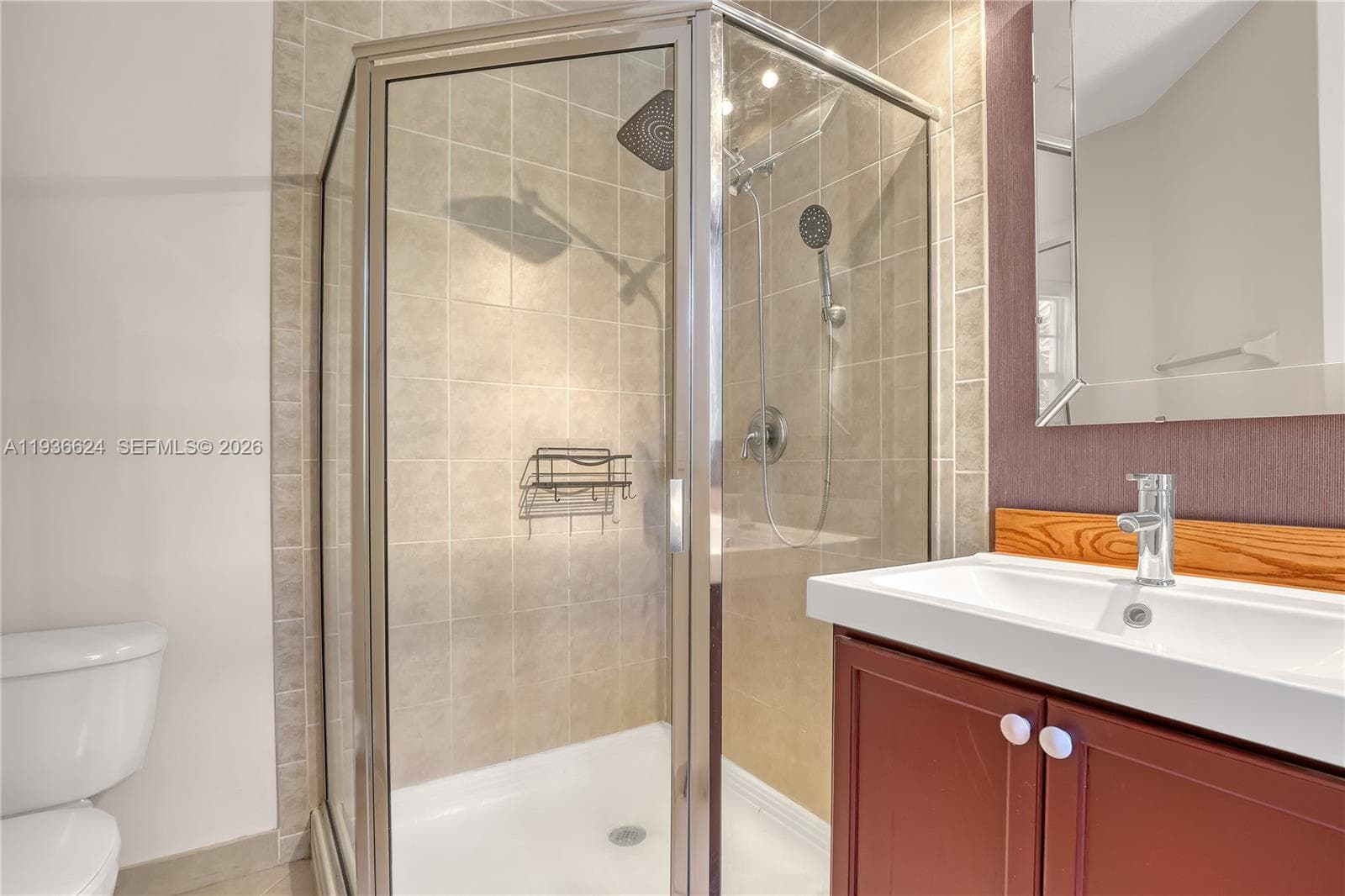 104 Harbors Way photo 13