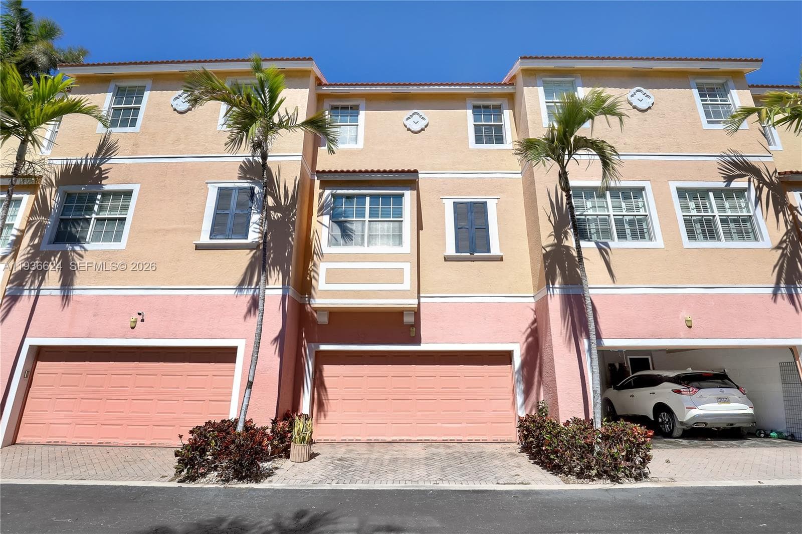 104 Harbors Way photo 3