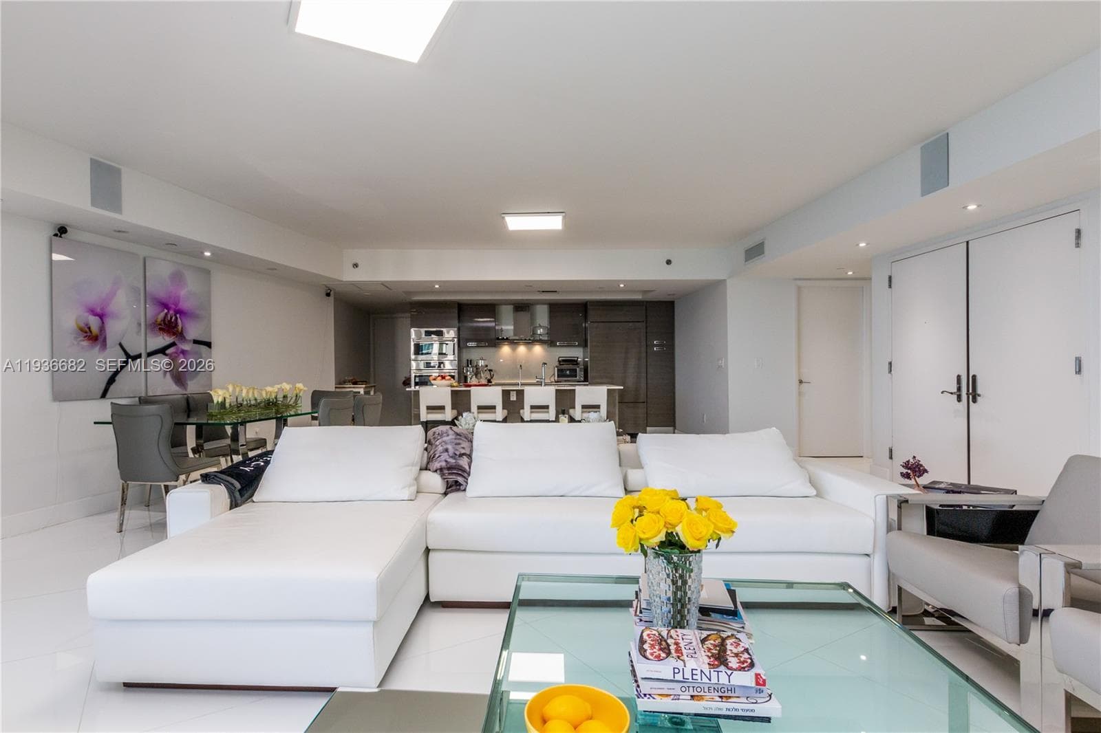 17201 Collins Ave 1807 photo 5