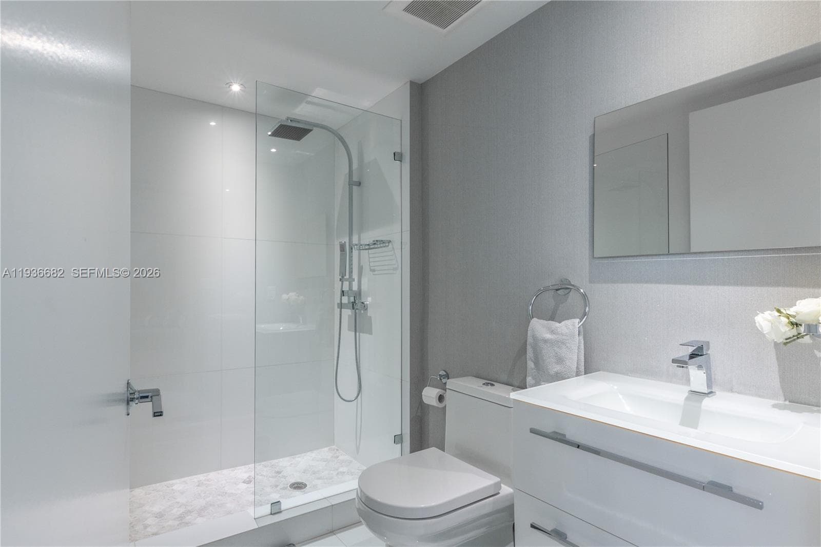 17201 Collins Ave 1807 photo 24