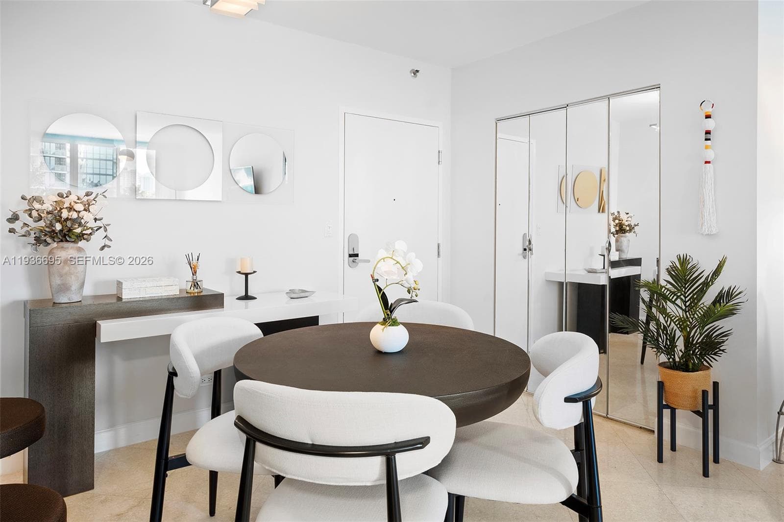 2301 Collins Ave 408 photo 19