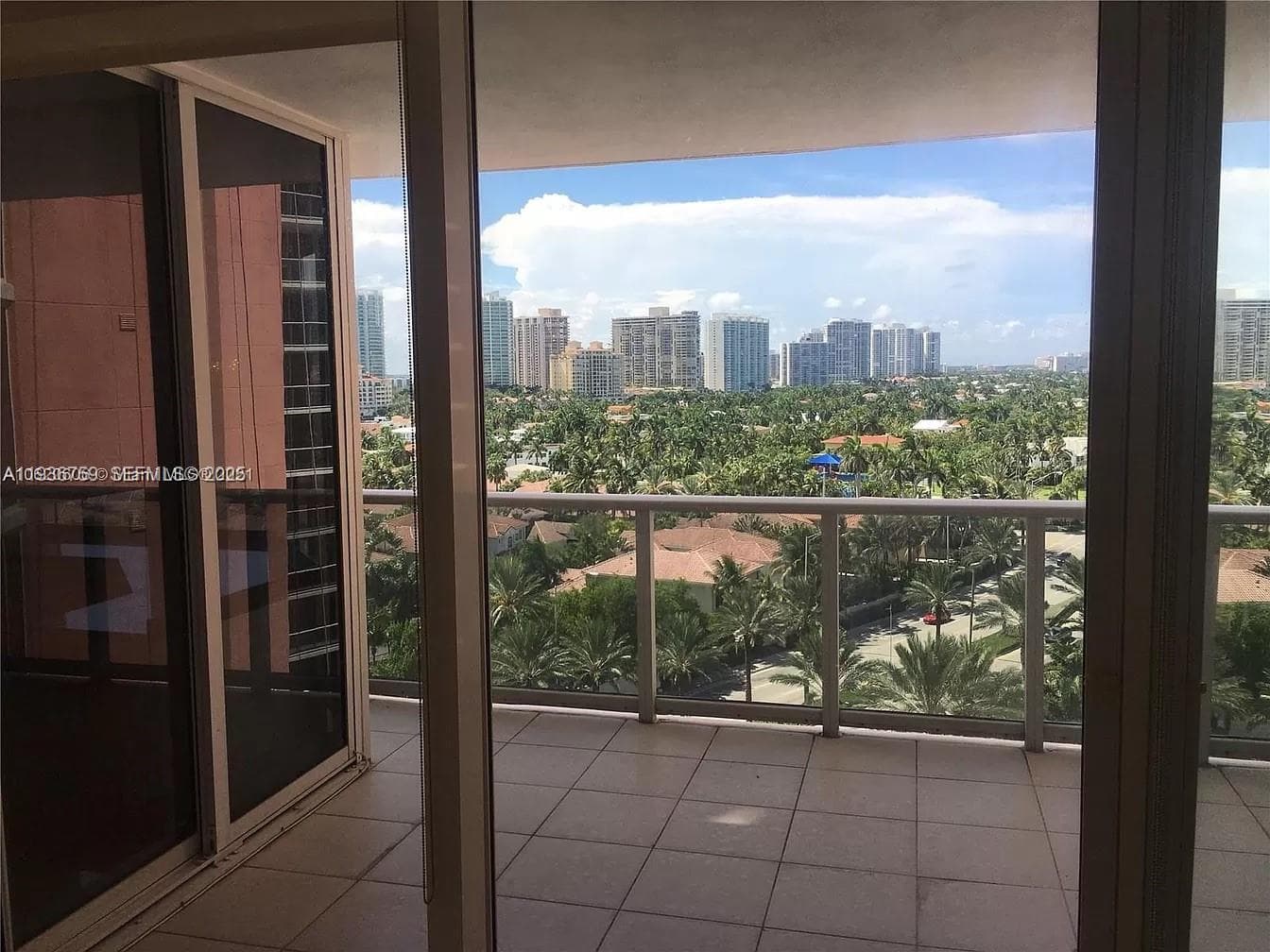 19333 Collins Ave 1109 photo 20